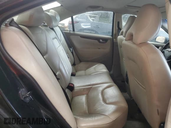 ✅ 2005 Volvo S60 • VIN: YV1RS612752478006 • Lot: 62668035. Listed on Copart with 155,952 mi. Free auction sales archive from the USA and detailed vehicle history report at DreamBid. Image 10.