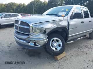 2002 Dodge 1500 z VIN 3D7HU18N12G151642, wystawiony jako IAAI lot #43249745 z przebiegiem 230 070 mil mil oraz . Historia ofert i sprzedaży dostępna na DreamBid. Obrazek 6.