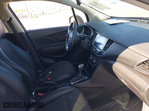 ✅ 2017 Buick Encore Preferred • VIN: KL4CJESB3HB229188 • Lot: 43425714. Wystawiony na IAAI z przebiegiem 123 736 mil. Bezpłatny archiwum sprzedaży aukcyjnych z USA i szczegółowy raport historii pojazdu na DreamBid. Zdjęcie 5.