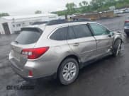 ✅ 2016 Subaru Outback Premium • VIN: 4S4BSAHC0G3349168 • Lot: 42295995. Listed on IAAI with 124,407 mi. Free auction sales archive from the USA and detailed vehicle history report at DreamBid. Image 4.