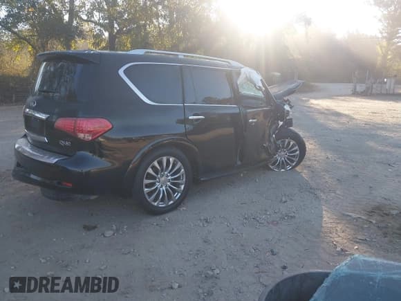 ✅ 2016 Infiniti QX80 • VIN: JN8AZ2NF9G9613201 • Lot: 43479910. Wystawiony na IAAI z przebiegiem 125 635 mil. Bezpłatny archiwum sprzedaży aukcyjnych z USA i szczegółowy raport historii pojazdu na DreamBid. Zdjęcie 4.