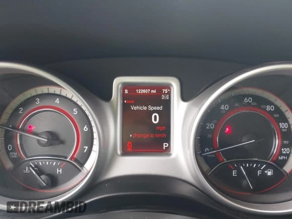 ✅ 2016 Dodge Journey SE • VIN: 3C4PDCAB9GT238916 • Lot: 42823396. Wystawiony na IAAI z przebiegiem 122 607 mil. Bezpłatny archiwum sprzedaży aukcyjnych z USA i szczegółowy raport historii pojazdu na DreamBid. Zdjęcie 7.