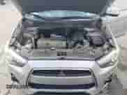 2014 Mitsubishi Outlander SE с VIN 4A4AR4AU8EE032880, выставлен на аукционе Copart как лот 84462845 с пробегом 130 555 миль миль и Списание • Salvage title. История ставок и продаж доступна на DreamBid. Изображение 12.