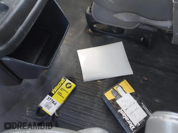 ✅ 2005 Chevrolet Express Cargo • VIN: 1GCHG35V751170247 • Lot: 43539662. Listed on IAAI with 259,133 mi. Free auction sales archive from the USA and detailed vehicle history report at DreamBid. Image 12.