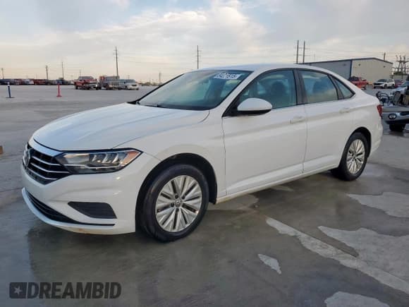 ✅ 2019 Volkswagen Jetta S • VIN: 3VWC57BU0KM106016 • Lot: 84221515. Listed on Copart with 112,527 mi. Free auction sales archive from the USA and detailed vehicle history report at DreamBid. Image 1.