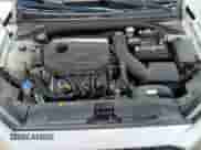 2020 Hyundai Veloster Turbo R-Spec z VIN KMHTH6AB9LU031586, wystawiony jako Copart lot #85505954 z przebiegiem 47 338 mil mil oraz Nie do naprawy • Non repairable. Historia ofert i sprzedaży dostępna na DreamBid. Obrazek 11.