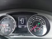 ✅ 2016 Volkswagen Golf TSI SE • VIN: 3VW217AU3GM009974 • Lot: 43308760. Wystawiony na IAAI z przebiegiem 118 060 mil. Bezpłatny archiwum sprzedaży aukcyjnych z USA i szczegółowy raport historii pojazdu na DreamBid. Zdjęcie 7.