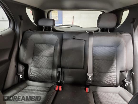 ✅ 2019 Chevrolet Equinox LT • VIN: 2GNAXUEV7K6113585 • Lot: 91449135. Wystawiony na Copart z przebiegiem 67 392 mil. Bezpłatny archiwum sprzedaży aukcyjnych z USA i szczegółowy raport historii pojazdu na DreamBid. Zdjęcie 10.