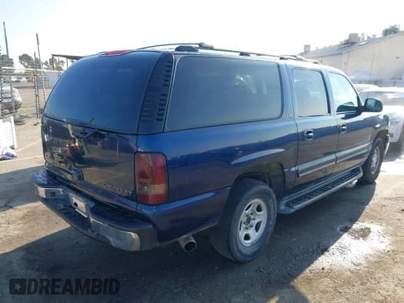 2001 Chevrolet Suburban LT с VIN 3GNEC16T01G258222, выставлен на аукционе IAAI как лот 43520484 с пробегом 271 672 миль миль и . История ставок и продаж доступна на DreamBid. Изображение 4.