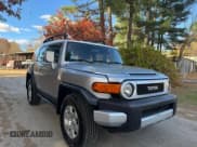 ✅ 2008 Toyota FJ Cruiser • VIN: JTEBU11FX8K028132 • Лот: 90955125. Опубликован ранее на Copart с пробегом 210 133 миль. Бесплатный доступ к архиву аукционных продаж из США и подробный отчёт об истории автомобиля на DreamBid. Изображение 1.