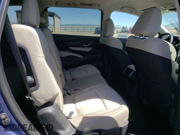 ✅ 2021 Subaru Ascent Premium • VIN: 4S4WMACD6M3458774 • Lot: 58930484. Wystawiony na Copart z przebiegiem 9 640 mil. Bezpłatny archiwum sprzedaży aukcyjnych z USA i szczegółowy raport historii pojazdu na DreamBid. Zdjęcie 11.