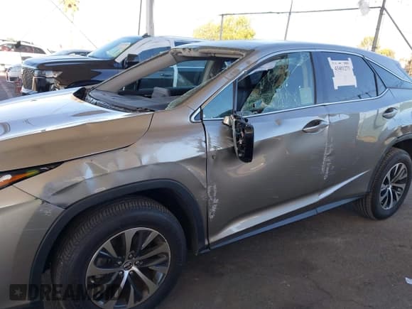 ✅ 2022 Lexus RX 350 • VIN: 2T2AZMAA3NC246817 • Лот: 43401275. Опубликован ранее на IAAI с пробегом 19 834 миль. Бесплатный доступ к архиву аукционных продаж из США и подробный отчёт об истории автомобиля на DreamBid. Изображение 6.