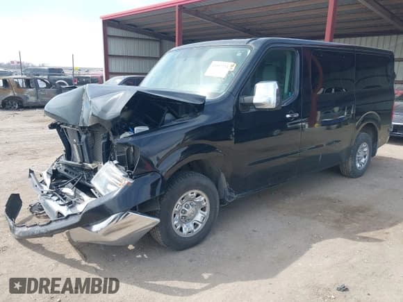 ✅ 2019 Nissan NV 3500 HD SV • VIN: 5BZBF0AA6KN851451 • Lot: 41992734. Wystawiony na IAAI z przebiegiem 57 049 mil. Bezpłatny archiwum sprzedaży aukcyjnych z USA i szczegółowy raport historii pojazdu na DreamBid. Zdjęcie 17.