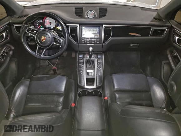 ✅ 2015 Porsche Macan S • VIN: WP1AB2A52FLB50170 • Лот: 96617945. Опубликован ранее на Copart с пробегом 115 423 миль. Бесплатный доступ к архиву аукционных продаж из США и подробный отчёт об истории автомобиля на DreamBid. Изображение 8.