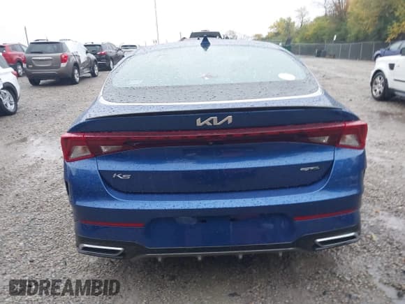 ✅ 2022 Kia K5 GT-Line • VIN: 5XXG64J22NG098622 • Lot: 43556149. Wystawiony na IAAI z przebiegiem 19 617 mil. Bezpłatny archiwum sprzedaży aukcyjnych z USA i szczegółowy raport historii pojazdu na DreamBid. Zdjęcie 16.