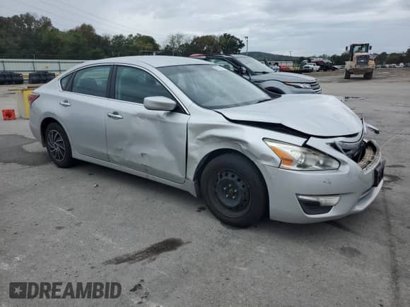 2015 Nissan Altima S z VIN 1N4AL3AP7FC576772, wystawiony jako Copart lot #82284285 z przebiegiem 184 858 mil mil oraz Szkoda całkowita • Salvage title. Historia ofert i sprzedaży dostępna na DreamBid. Obrazek 4.