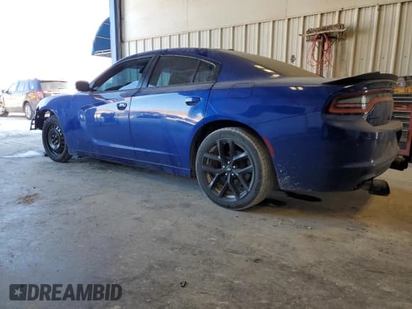 ✅ 2019 Dodge Charger SXT • VIN: 2C3CDXBGXKH522500 • Lot: 82497895. Wystawiony na Copart z przebiegiem 115 940 mil. Bezpłatny archiwum sprzedaży aukcyjnych z USA i szczegółowy raport historii pojazdu na DreamBid. Zdjęcie 2.