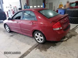 ✅ 2008 Kia Spectra EX • VIN: KNAFE121985020976 • Lot: 52587494. Wystawiony na Copart z przebiegiem 82 375 mil. Bezpłatny archiwum sprzedaży aukcyjnych z USA i szczegółowy raport historii pojazdu na DreamBid. Zdjęcie 2.