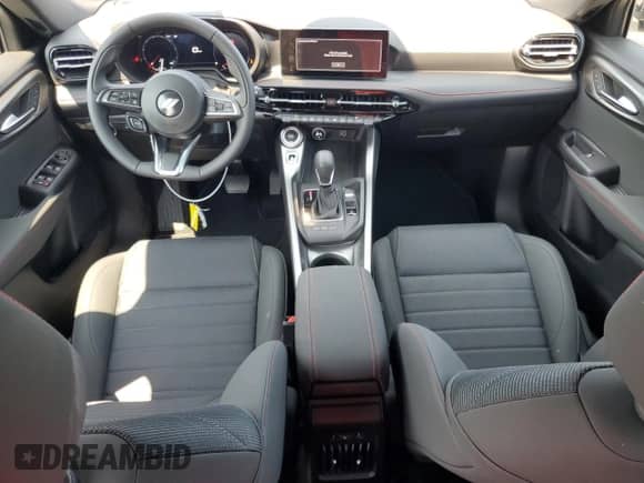 2024 Dodge Hornet GT z VIN ZACNDFANXR3A43265, wystawiony jako Copart lot #66024625 z przebiegiem 4 653 mil mil oraz Szkoda całkowita • Salvage title. Historia ofert i sprzedaży dostępna na DreamBid. Obrazek 8.