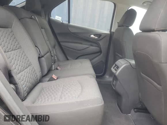 ✅ 2021 Chevrolet Equinox LT • VIN: 3GNAXUEV2ML368045 • Lot: 58804045. Wystawiony na Copart z przebiegiem 47 844 mil. Bezpłatny archiwum sprzedaży aukcyjnych z USA i szczegółowy raport historii pojazdu na DreamBid. Zdjęcie 11.