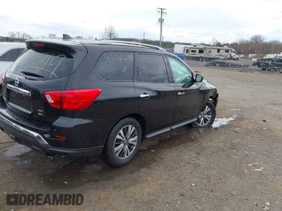 ✅ 2019 Nissan Pathfinder S • VIN: 5N1DR2MM7KC642244 • Lot: 41683219. Listed on IAAI with 102,507 mi. Free auction sales archive from the USA and detailed vehicle history report at DreamBid. Image 4.