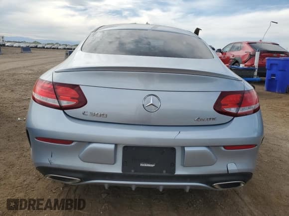 ✅ 2017 Mercedes-Benz C 300 • VIN: WDDWJ4KB3HF525792 • Lot: 81635565. Wystawiony na Copart z przebiegiem 35 974 mil. Bezpłatny archiwum sprzedaży aukcyjnych z USA i szczegółowy raport historii pojazdu na DreamBid. Zdjęcie 6.