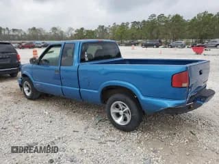 ✅ 2001 Chevrolet S-10 • VIN: 1GCCS195518145923 • Лот: 49001735. Опубликован ранее на Copart с пробегом 276 682 миль. Бесплатный доступ к архиву аукционных продаж из США и подробный отчёт об истории автомобиля на DreamBid. Изображение 2.