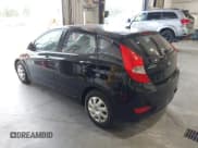 ✅ 2013 Hyundai Accent GS • VIN: KMHCT5AE0DU081040 • Lot: 42714515. Wystawiony na IAAI z przebiegiem 113 917 mil. Bezpłatny archiwum sprzedaży aukcyjnych z USA i szczegółowy raport historii pojazdu na DreamBid. Zdjęcie 3.