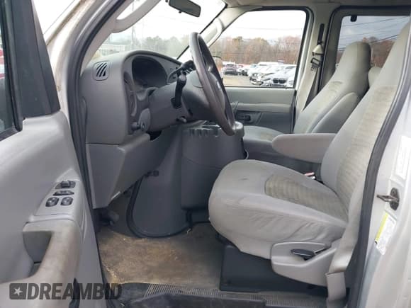 ✅ 2005 Ford Econoline Passenger XL • VIN: 1FBSS31L55HB36862 • Лот: 43631986. Опубликован ранее на IAAI с пробегом 93 066 миль. Бесплатный доступ к архиву аукционных продаж из США и подробный отчёт об истории автомобиля на DreamBid. Изображение 5.