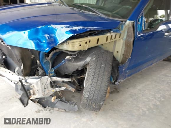 ✅ 2017 Ford F-150 XL • VIN: 1FTEW1C8XHKD33723 • Lot: 42431003. Listed on IAAI with 142,921 mi. Free auction sales archive from the USA and detailed vehicle history report at DreamBid. Image 6.