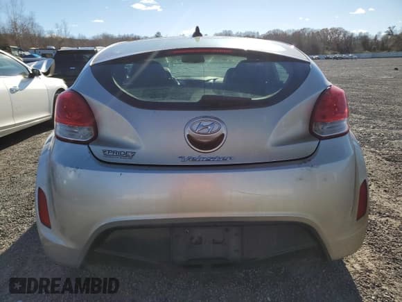 ✅ 2013 Hyundai Veloster w/Gray Int • VIN: KMHTC6AD7DU094610 • Lot: 80587164. Listed on Copart with 156,735 mi. Free auction sales archive from the USA and detailed vehicle history report at DreamBid. Image 6.