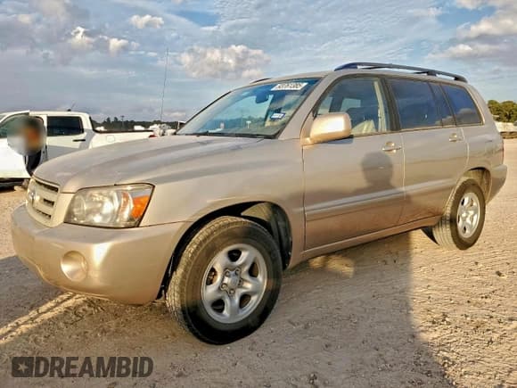 ✅ 2006 Toyota Highlander • VIN: JTEGD21A760148415 • Лот: 93761385. Опубликован ранее на Copart с пробегом 154 880 миль. Бесплатный доступ к архиву аукционных продаж из США и подробный отчёт об истории автомобиля на DreamBid. Изображение 1.