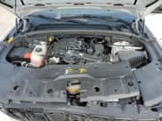 ✅ 2023 Jeep Grand Cherokee Altitude • VIN: 1C4RJJAGXP8795818 • Lot: 70863215. Wystawiony na Copart z przebiegiem 40 834 mil. Bezpłatny archiwum sprzedaży aukcyjnych z USA i szczegółowy raport historii pojazdu na DreamBid. Zdjęcie 12.