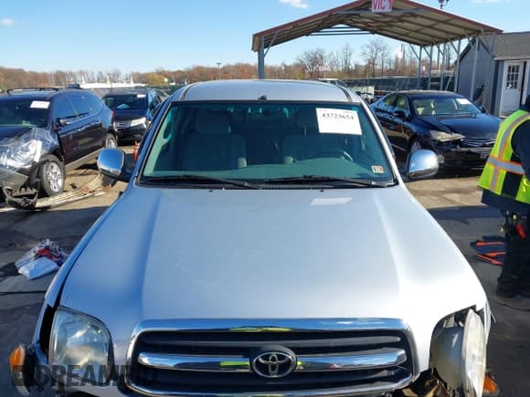 ✅ 2000 Toyota Tundra SR5 • VIN: 5TBRT3412YS104185 • Lot: 43723654. Wystawiony na IAAI z przebiegiem 128 116 mil. Bezpłatny archiwum sprzedaży aukcyjnych z USA i szczegółowy raport historii pojazdu na DreamBid. Zdjęcie 13.