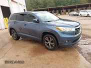 ✅ 2016 Toyota Highlander XLE • VIN: 5TDJKRFH1GS318958 • Lot: 43622980. Wystawiony na IAAI z przebiegiem 205 294 mil. Bezpłatny archiwum sprzedaży aukcyjnych z USA i szczegółowy raport historii pojazdu na DreamBid. Zdjęcie 1.