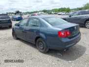 ✅ 2006 Volkswagen Jetta Value Edition • VIN: 3VWPF71K56M711525 • Lot: 42456621. Wystawiony na IAAI z przebiegiem 137 222 mil. Bezpłatny archiwum sprzedaży aukcyjnych z USA i szczegółowy raport historii pojazdu na DreamBid. Zdjęcie 3.