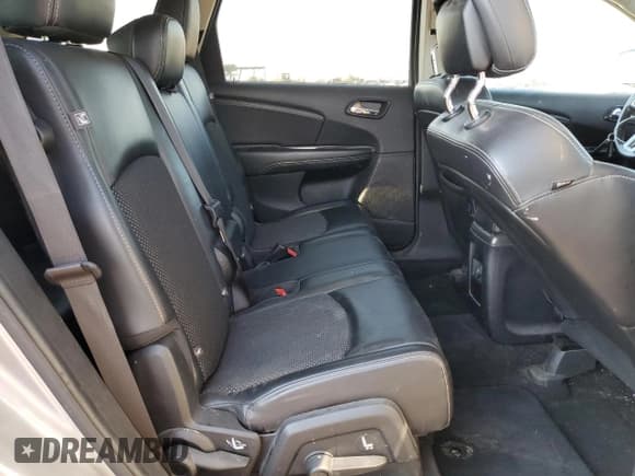 ✅ 2017 Dodge Journey Crossroad Plus • VIN: 3C4PDCGGXHT536816 • Лот: 68926845. Опубликован ранее на Copart с пробегом 104 254 миль. Бесплатный доступ к архиву аукционных продаж из США и подробный отчёт об истории автомобиля на DreamBid. Изображение 11.