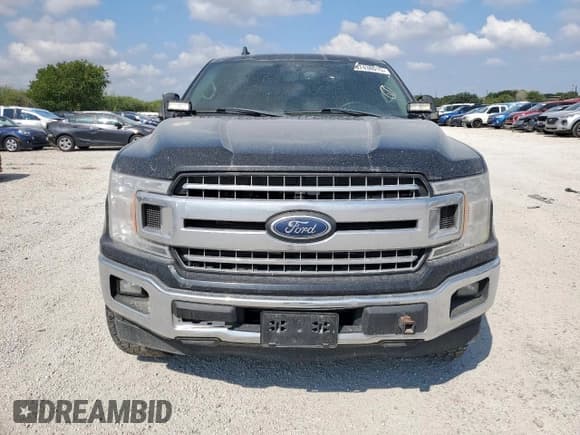 ✅ 2019 Ford F-150 XL • VIN: 1FTEW1C46KKC59219 • Lot: 67438015. Listed on Copart with 329,738 mi. Free auction sales archive from the USA and detailed vehicle history report at DreamBid. Image 5.