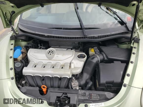 ✅ 2008 Volkswagen Beetle SE • VIN: 3VWRF31Y38M413855 • Lot: 70392625. Wystawiony na Copart z przebiegiem 76 261 mil. Bezpłatny archiwum sprzedaży aukcyjnych z USA i szczegółowy raport historii pojazdu na DreamBid. Zdjęcie 11.