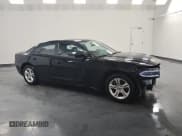 ✅ 2022 Dodge Charger SXT • VIN: 2C3CDXBG2NH239027 • Lot: 92066635. Wystawiony na Copart z przebiegiem 105 534 mil. Bezpłatny archiwum sprzedaży aukcyjnych z USA i szczegółowy raport historii pojazdu na DreamBid. Zdjęcie 4.