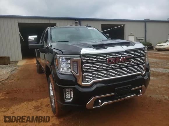 ✅ 2021 GMC Sierra 3500HD Denali • VIN: 1GT49WEY2MF228769 • Lot: 67794885. Wystawiony na Copart z przebiegiem 16 399 mil. Bezpłatny archiwum sprzedaży aukcyjnych z USA i szczegółowy raport historii pojazdu na DreamBid. Zdjęcie 13.