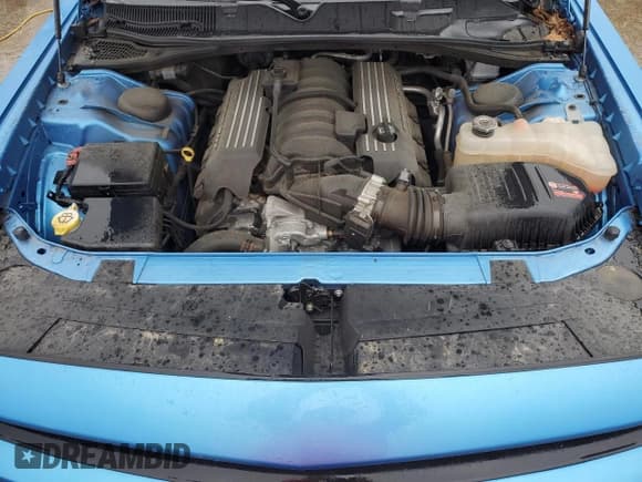 ✅ 2019 Dodge Challenger R/T Scat Pack • VIN: 2C3CDZFJ2KH675244 • Lot: 51374964. Wystawiony na Copart z przebiegiem 30 272 mil. Bezpłatny archiwum sprzedaży aukcyjnych z USA i szczegółowy raport historii pojazdu na DreamBid. Zdjęcie 11.