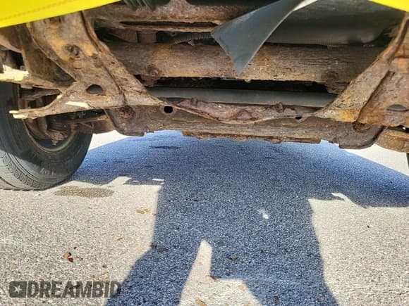 ✅ 2016 Chevrolet Silverado 2500HD Work Truck • VIN: 1GB0KUEG8GZ334004 • Lot: 42718013. Wystawiony na IAAI z przebiegiem 110 499 mil. Bezpłatny archiwum sprzedaży aukcyjnych z USA i szczegółowy raport historii pojazdu na DreamBid. Zdjęcie 1.