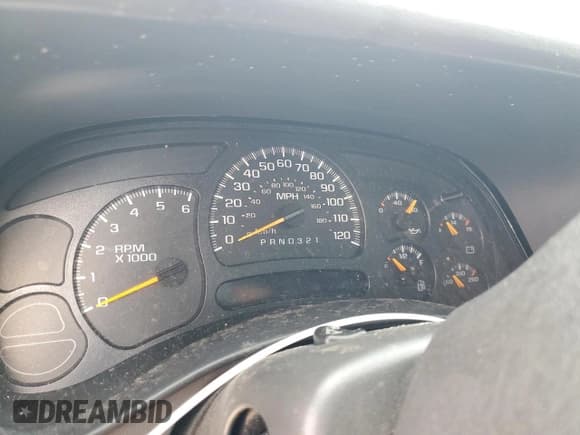 ✅ 2004 Chevrolet Suburban LT • VIN: 3GNEC16T64G265308 • Лот: 62347325. Опубликован ранее на Copart с пробегом Не указан. Бесплатный доступ к архиву аукционных продаж из США и подробный отчёт об истории автомобиля на DreamBid. Изображение 9.