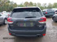 ✅ 2024 Subaru Forester Limited • VIN: JF2SKALC5RH517051 • Lot: 43437554. Wystawiony na IAAI z przebiegiem 38 059 mil. Bezpłatny archiwum sprzedaży aukcyjnych z USA i szczegółowy raport historii pojazdu na DreamBid. Zdjęcie 17.
