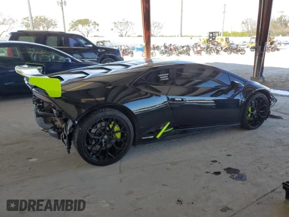 ✅ 2021 Lamborghini Huracan • VIN: ZHWUF5ZF0MLA15889 • Lot: 45633785. Listed on Copart with 58,037 mi. Free auction sales archive from the USA and detailed vehicle history report at DreamBid. Image 3.