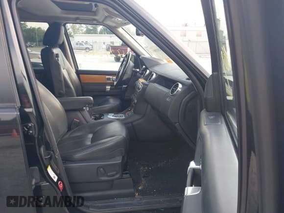 ✅ 2014 Land Rover LR4 Lux • VIN: SALAK2V68EA702892 • Лот: 42820853. Опубликован ранее на IAAI с пробегом 116 492 миль. Бесплатный доступ к архиву аукционных продаж из США и подробный отчёт об истории автомобиля на DreamBid. Изображение 5.