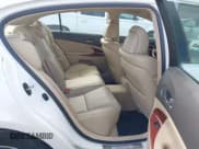 ✅ 2006 Lexus GS 300 • VIN: JTHCH96S860016599 • Lot: 43801811. Wystawiony na IAAI z przebiegiem 137 177 mil. Bezpłatny archiwum sprzedaży aukcyjnych z USA i szczegółowy raport historii pojazdu na DreamBid. Zdjęcie 8.