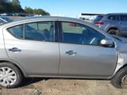 ✅ 2014 Nissan Versa SV • VIN: 3N1CN7APXEL870189 • Лот: 43652286. Опубликован ранее на IAAI с пробегом 63 384 миль. Бесплатный доступ к архиву аукционных продаж из США и подробный отчёт об истории автомобиля на DreamBid. Изображение 14.