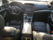 ✅ 2017 Nissan Maxima SR • VIN: 1N4AA6AP0HC433785 • Lot: 91410265. Listed on Copart with 181,727 mi. Free auction sales archive from the USA and detailed vehicle history report at DreamBid. Image 8.